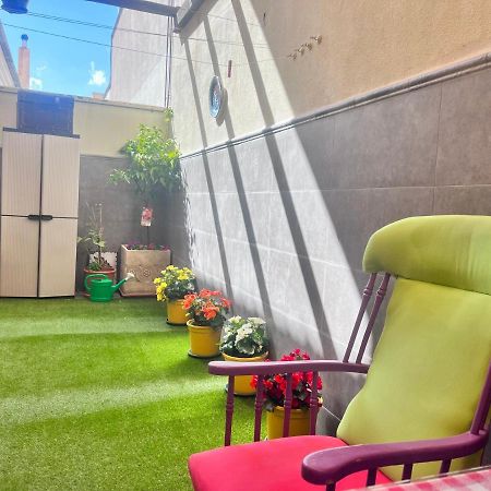 Casa Ideal Familias Y Grupos Con Balcones Exterior Soleada Patios Cerca Alhambra, Sierra Nevada, Rio Genil, Lancha Del Genil, Parque Llano Y Reloj Del Sol Con Barbacoas, Campo De Futbol, Circuito Gimnasia Apartment Гранада Екстериор снимка