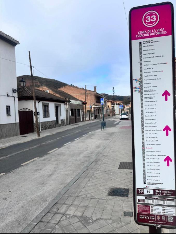 Casa Ideal Familias Y Grupos Con Balcones Exterior Soleada Patios Cerca Alhambra, Sierra Nevada, Rio Genil, Lancha Del Genil, Parque Llano Y Reloj Del Sol Con Barbacoas, Campo De Futbol, Circuito Gimnasia Apartment Гранада Екстериор снимка