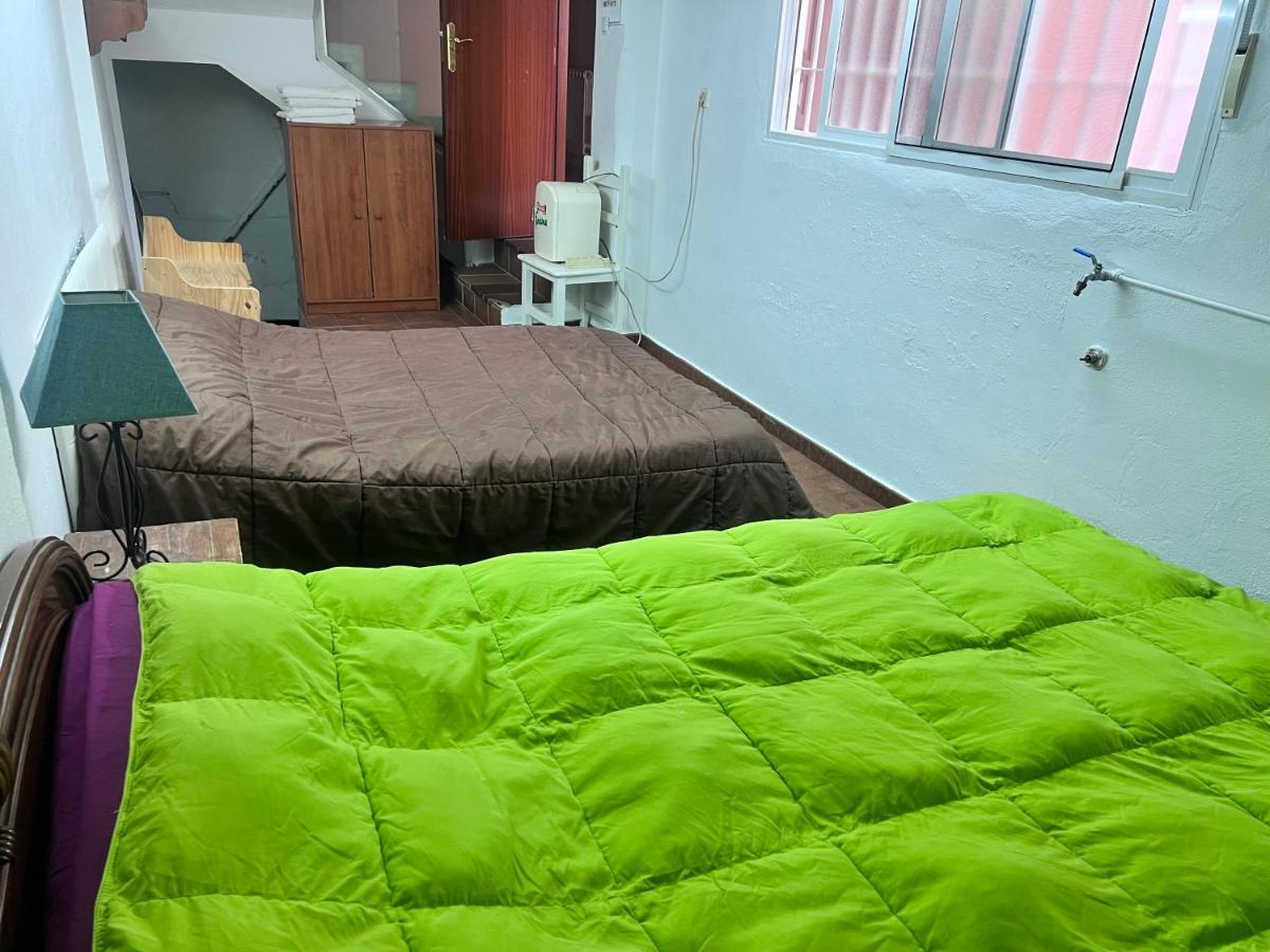 Casa Ideal Familias Y Grupos Con Balcones Exterior Soleada Patios Cerca Alhambra, Sierra Nevada, Rio Genil, Lancha Del Genil, Parque Llano Y Reloj Del Sol Con Barbacoas, Campo De Futbol, Circuito Gimnasia Apartment Гранада Екстериор снимка