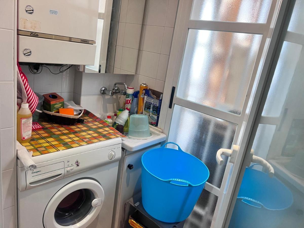 Casa Ideal Familias Y Grupos Con Balcones Exterior Soleada Patios Cerca Alhambra, Sierra Nevada, Rio Genil, Lancha Del Genil, Parque Llano Y Reloj Del Sol Con Barbacoas, Campo De Futbol, Circuito Gimnasia Apartment Гранада Екстериор снимка